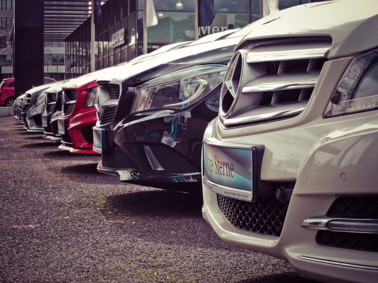 Ford, Isuzu ve Iveco Kamyon Yedek Parçaları: Güvenli ve Verimli Taşıma İçin Doğru Seçimler otoparcayeri2